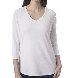 SEGMENTS ESSENTIALS Women’s Tencel Blend Textured 3/4 Sleeve V-Neck Top